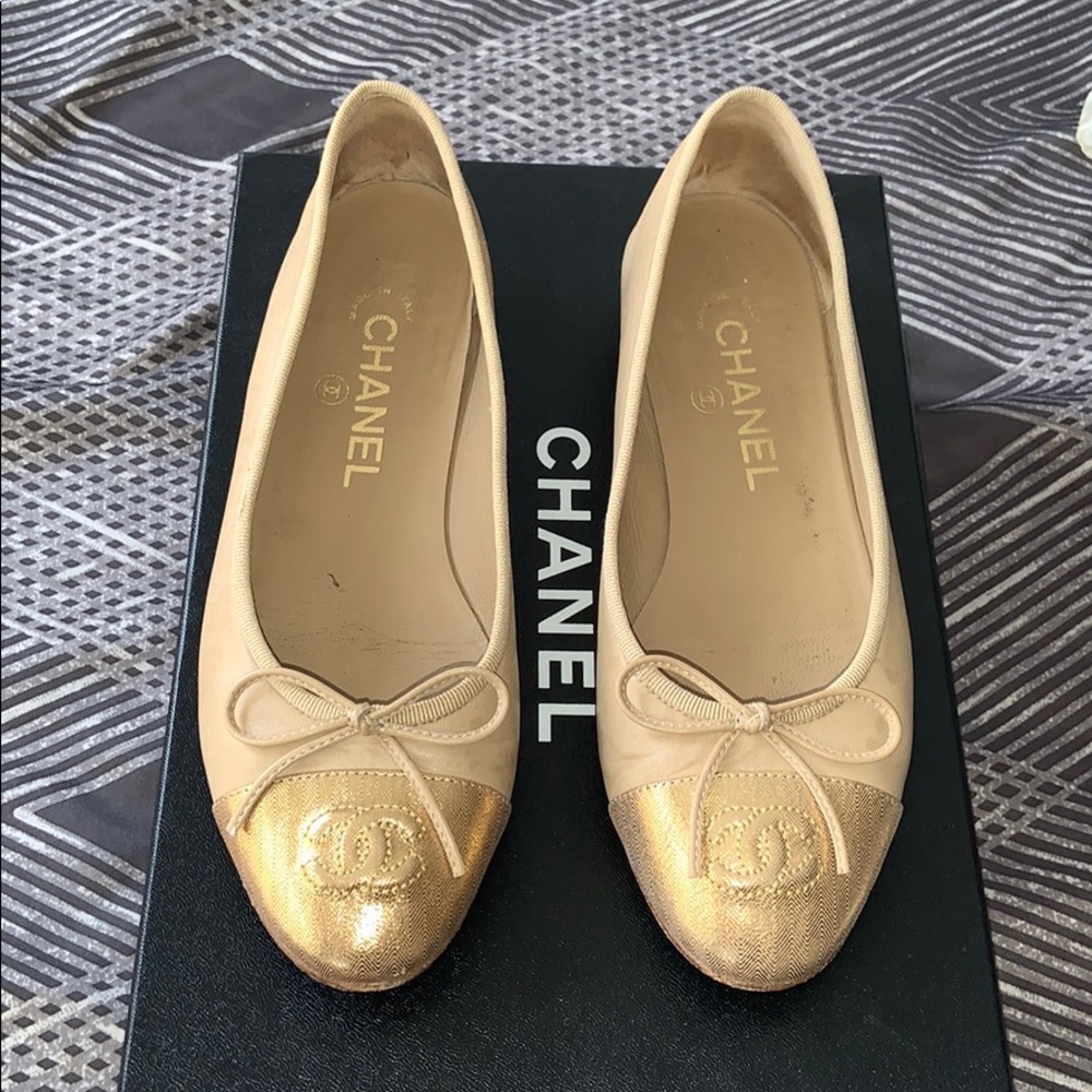 Chanel ballet flat